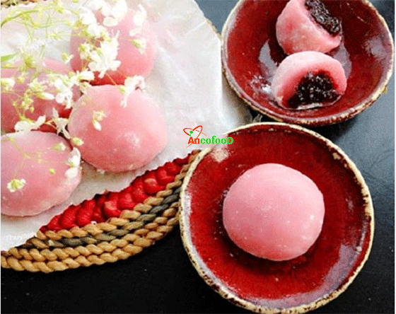 Mới lạ với món bánh mochi hồng bột củ dền cho các tín đồ yêu bánh