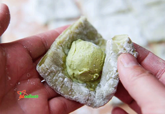 Siêu hấp dẫn với món bánh mochi trà xanh thơm mát